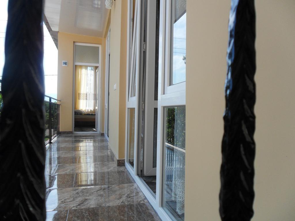 Guest House Nika Kobuleti Extérieur photo