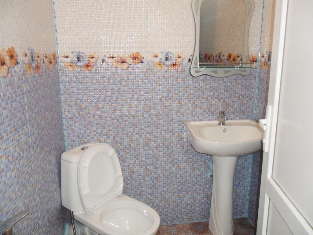 Guest House Nika Kobuleti Extérieur photo