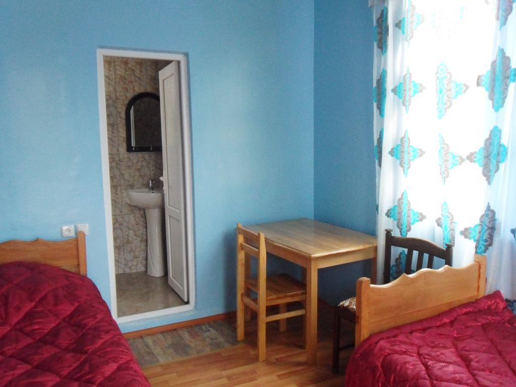 Guest House Nika Kobuleti Extérieur photo
