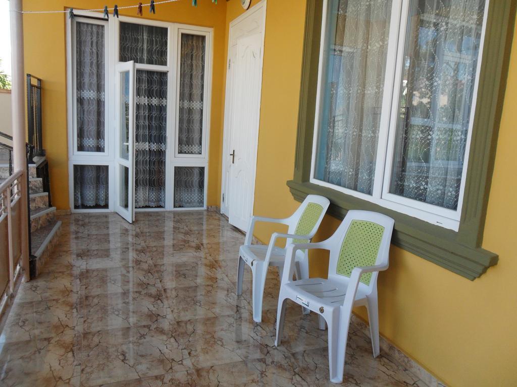 Guest House Nika Kobuleti Extérieur photo