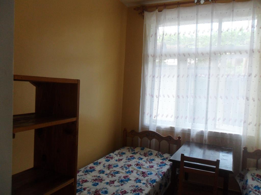 Guest House Nika Kobuleti Extérieur photo
