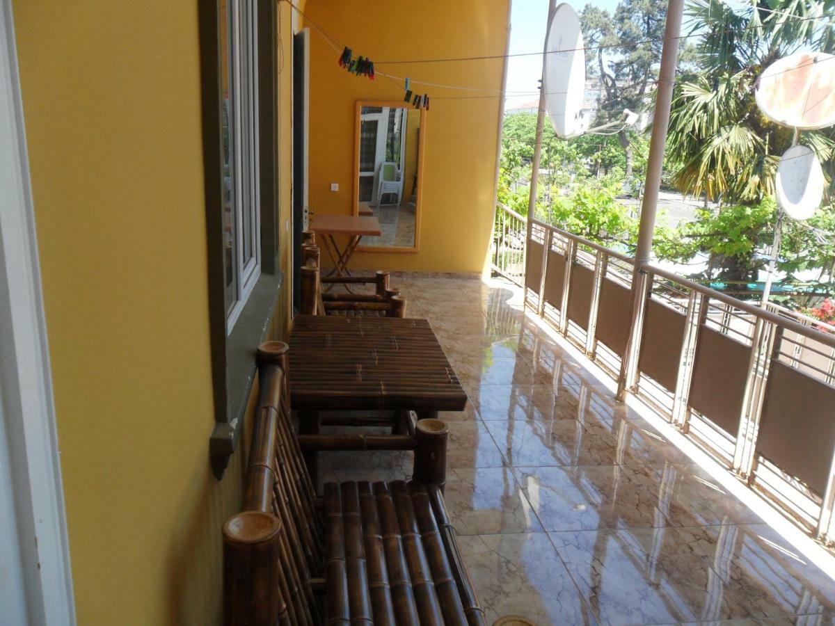 Guest House Nika Kobuleti Extérieur photo