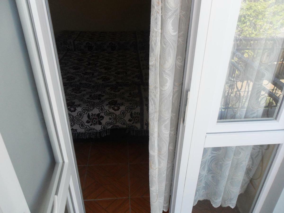 Guest House Nika Kobuleti Extérieur photo