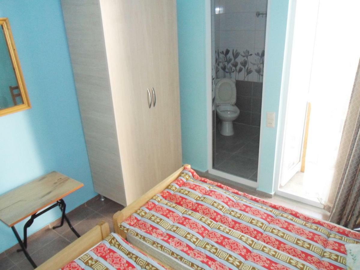 Guest House Nika Kobuleti Extérieur photo